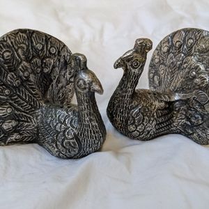 Peacock salt and pepper shakers
